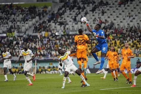 Senegals Goalkeeper Edouard Mendy Saves Ball Editorial Stock Photo - Stock Image | Shutterstock