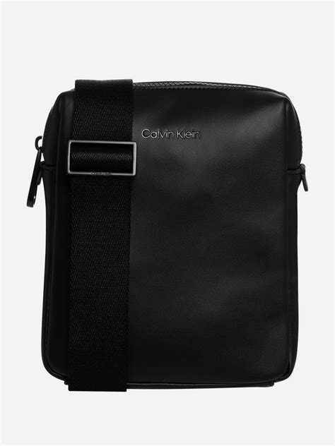Сумка на плечо кросс-боди Calvin Klein - купить с доставкой по выгодным ...