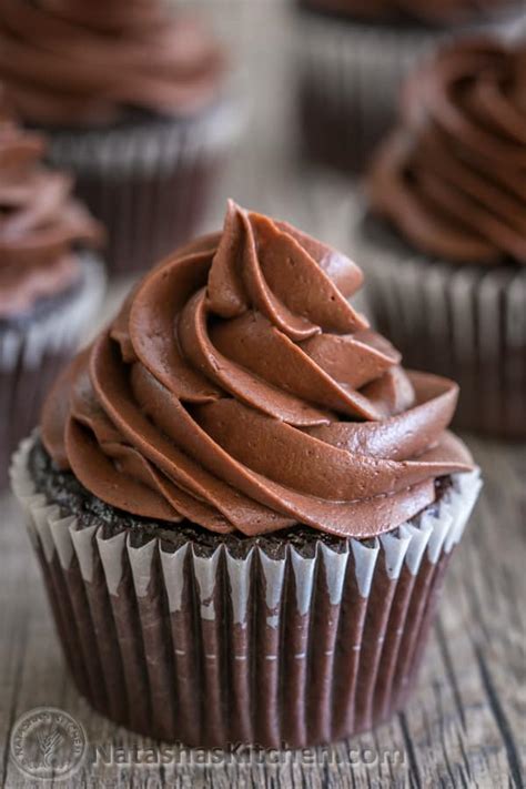 Chocolate Frosting Recipe Easy Whipped Cream Cheese Frosting