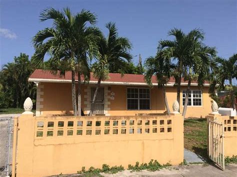 17221 NW 53rd Ave Miami Gardens FL 33055 Realtor