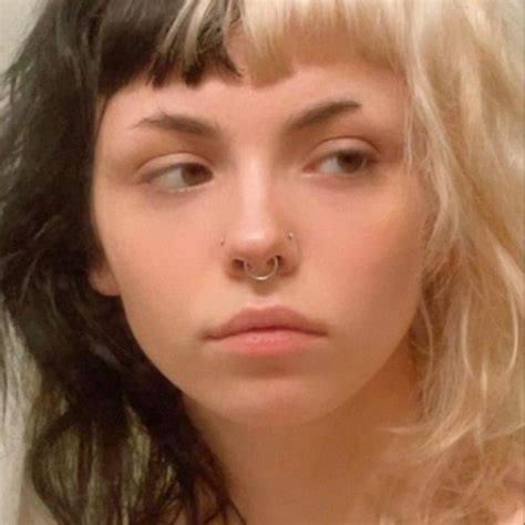 Stream YEAR OLD WOMEN CREAMING OVER A HORNY BAND LIKE DEFTONES BUT NOT ME IS INSULTING