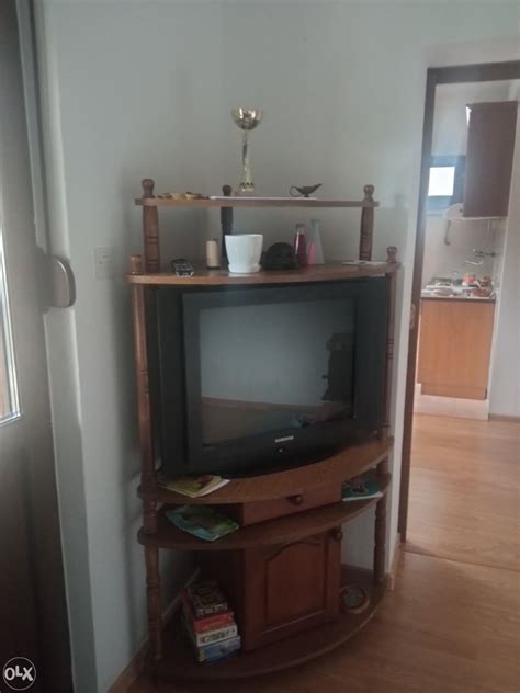 Komoda Za Tv Za Dnevni Boravak Komode Olx Ba