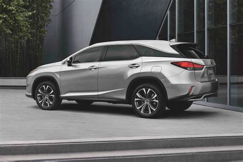 2021 Lexus RX 350L Review & Ratings | Edmunds