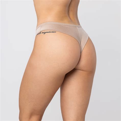 Calcinha Em Poliamida Lumine Modelo Fio Duplo Ilumine Lingerie