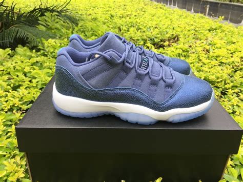 Girls Air Jordan XI 11 GS 'Blue Moon' Grade School Size 2017