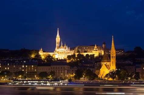 Premium Photo | Budapest hungary fisherman's bastion night shot