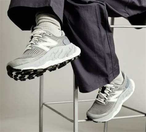 New Balance Fresh Foam X More Trail V3 Grey Day Pack Moon Daze Vibram 男裝 鞋 波鞋 Carousell