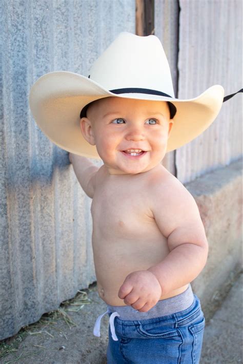 Baby cowboy photo shoot | Birthday photoshoot, 1st birthday pictures, Baby cowboy