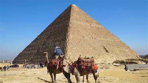 Great Pyramid Of Giza The Tomb Of Pharaoh Khufu Cheops Editorial