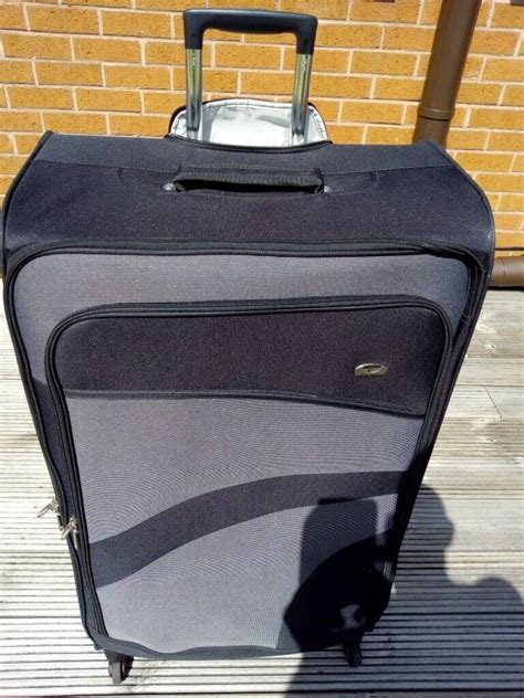 Large lightweight 4 wheel suitcase. | in Mansfield, Nottinghamshire ...