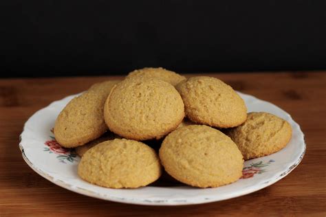 Cookistry Honey Cornmeal Cookies