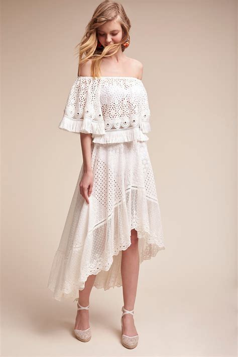 27 Completely Gorgeous Wedding Dresses You Can Order Online