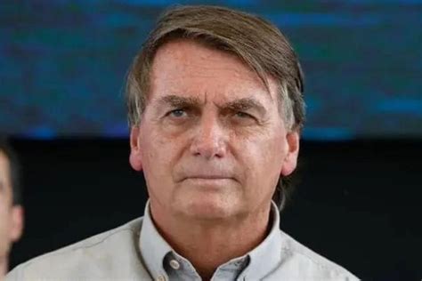 Bolsonaro se torna inelegível até 2030 após julgamento do TSE