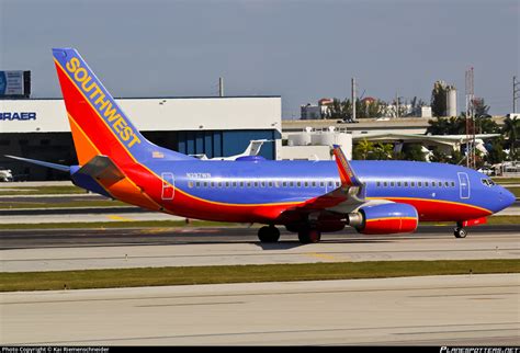 N297WN Southwest Airlines Boeing 737 7H4 WL Photo By Kai