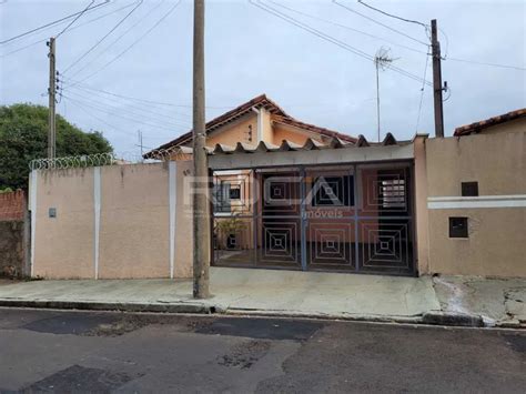 Casa na Rua Maestro Adolpho Raimundo Caputo 50 Vila Prado em São