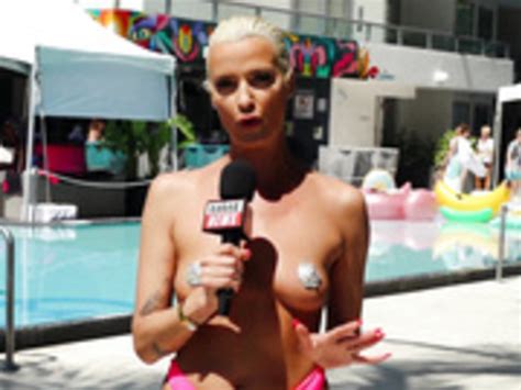 Naked News 2022 06 09