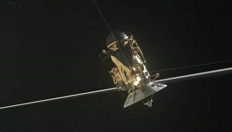 Cassinis Grand Finale Nasa Probe Poised To Dive Between Saturn And