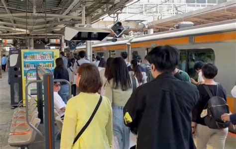 【運転見合わせ】jr中央線快速三鷹駅で人身事故現場の被害状況を画像と動画で2024年5月18日土 Book Hack