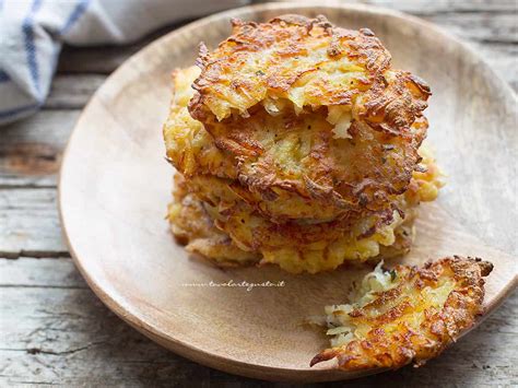 Frittelle Di Patate Croccanti E Deliziose La Ricetta Veloce In Minuti