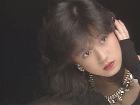 【ついに？】中森明菜さんの「ある発表」に期待と不安が入り混じることに │ トリビアンテナ 5chまとめアンテナ速報