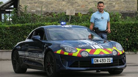 LAlpine A110 S Le Bolide Des Gendarmes De LOise Pour Traquer Les