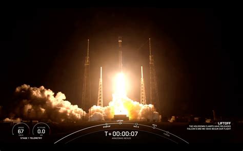 SpaceX launches huge communications satellite, lands rocket at sea | Space