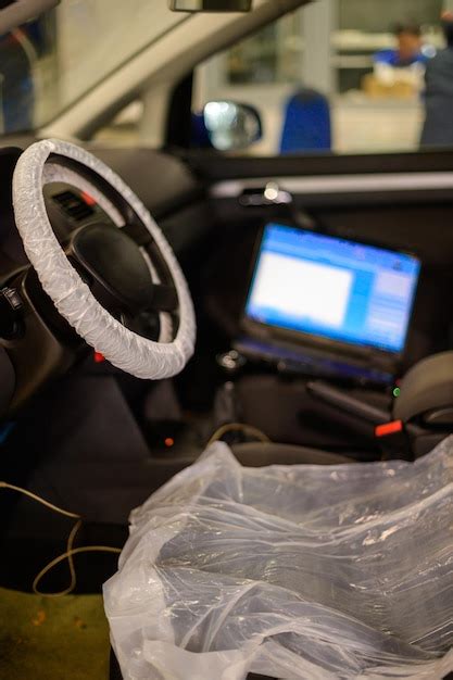 Diagnóstico de computador do computador de bordo no carro em uma