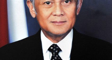 Mengenal Presiden BJ Habibie