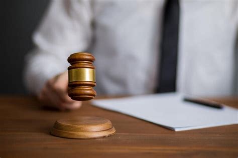 Best White Collar Defense Lawyer Protecting Your Rights And Reputation