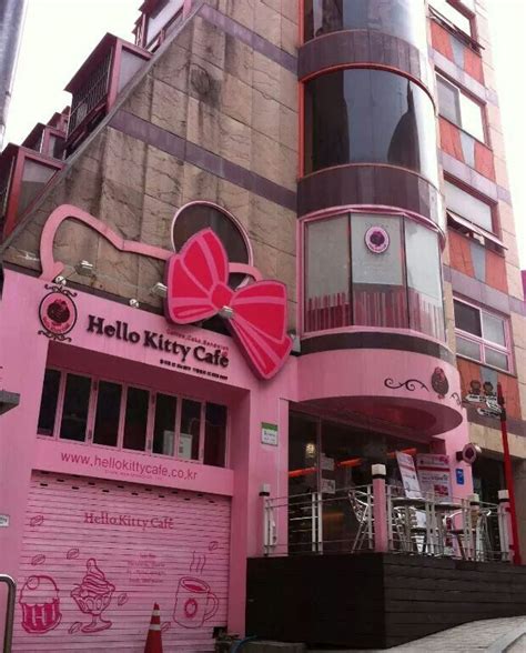 Hello Kitty Cafe In Hongdae Seoul South Korea Kitty Cafe Hello Kitty Kitty