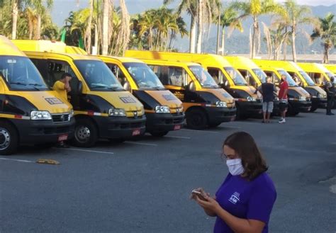 Motoristas De Transporte Escolar Fazem Manifesta O Em Praia Grande