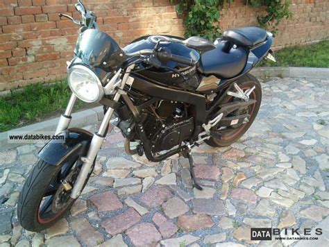 2010 Hyosung GT Naked