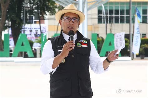 Ridwan Kamil Resmikan Alun Alun Dan Creative Center Kota Bekasi Aksi Kata