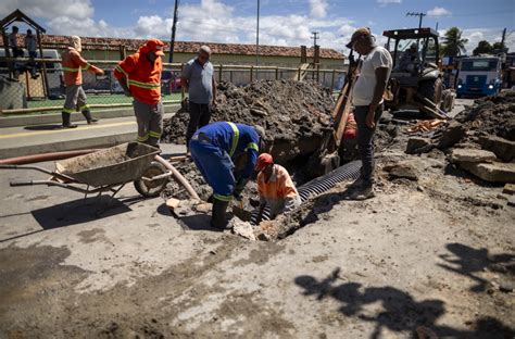 Seminfra Recupera Galerias De Guas Pluviais Em Ruas De Macei