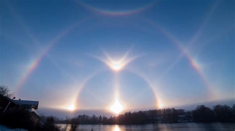 Arco íris ao redor do Sol Saiba o que é um halo solar e como ele