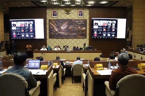 Pengen Jadi Anggota Dprd Kabupaten Atau Kota Intip Dulu Segini Besaran