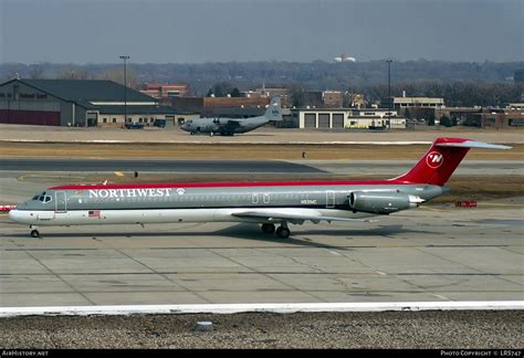 Aircraft Photo Of N Mc Mcdonnell Douglas Md Dc