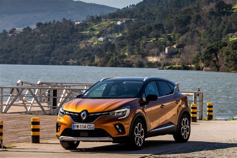 Km En Renault Captur Tce Ch Edc Auto Journal