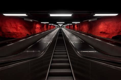 15 Unbelievably Cool Subway Stations We Really Wish Our Metro Stations