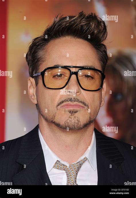 Robert downey jr iron man hi-res stock photography and images - Alamy