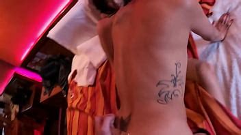 Trio Con Dos Latinas Calientes XVIDEOS