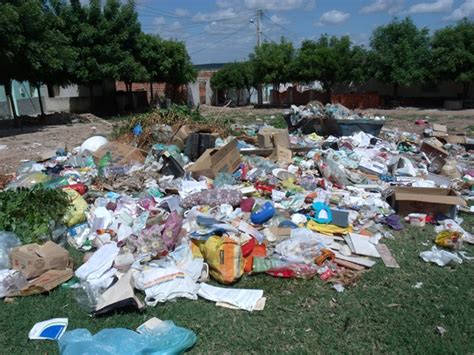 Milagres Ce Popula O Sofre Problemas De Coleta De Lixo O Que