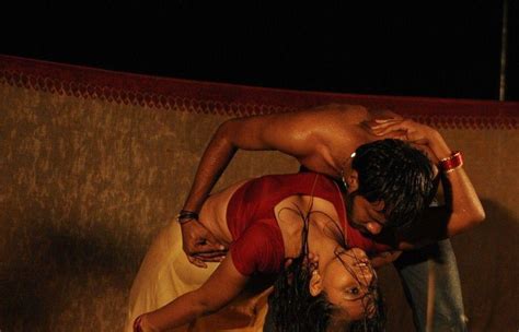 Sriramya Hot Navel Photos