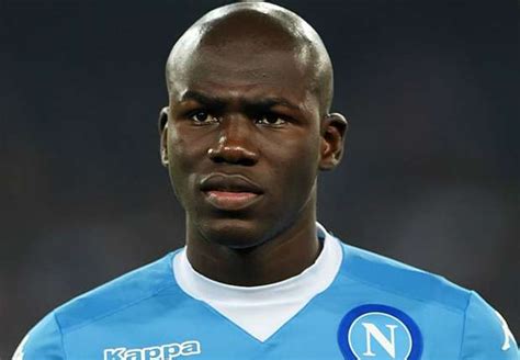 La Juve Tenta Lo Sgambetto Al Napoli Con Koulibaly