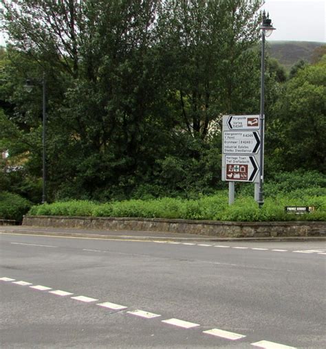 B Directions Sign Blaenavon Jaggery Cc By Sa Geograph