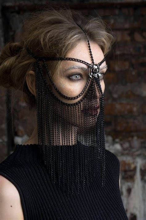 Pin By Liza Murillo On Inspo Accesorios Festivales Fashion Face Mask