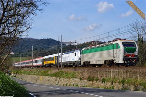 E.402.142 e 149 RFI - E.402B.142 - FotoFerrovie.Info