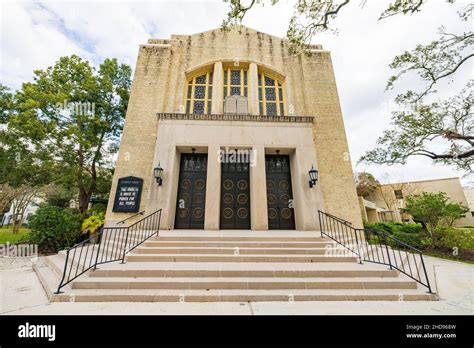 New Orleans Loyola Campus Hi Res Stock Photography And Images Alamy