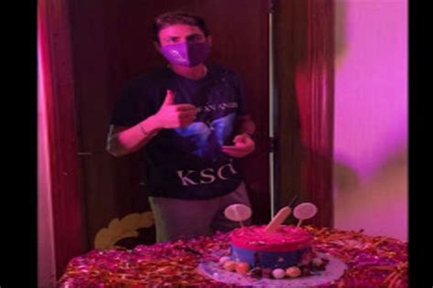 IPL 2021: [Watch]- KKR surprise Shubman Gill with a cake on his 22nd ...