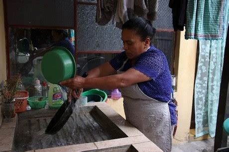 Las Mujeres Dedican Veces M S Tiempo A Tareas Dom Sticas Que Los